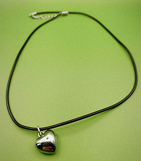Collier cœur bulle cordon