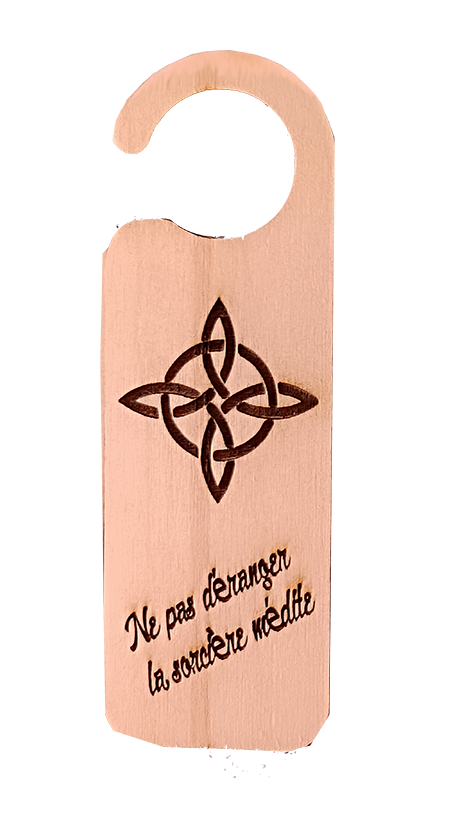 Panneau de porte « Ne pas déranger – La sorcière médite »