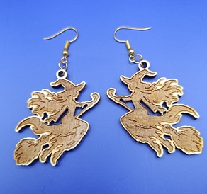 Boucles d’Oreilles Balai de Sorcière Magique